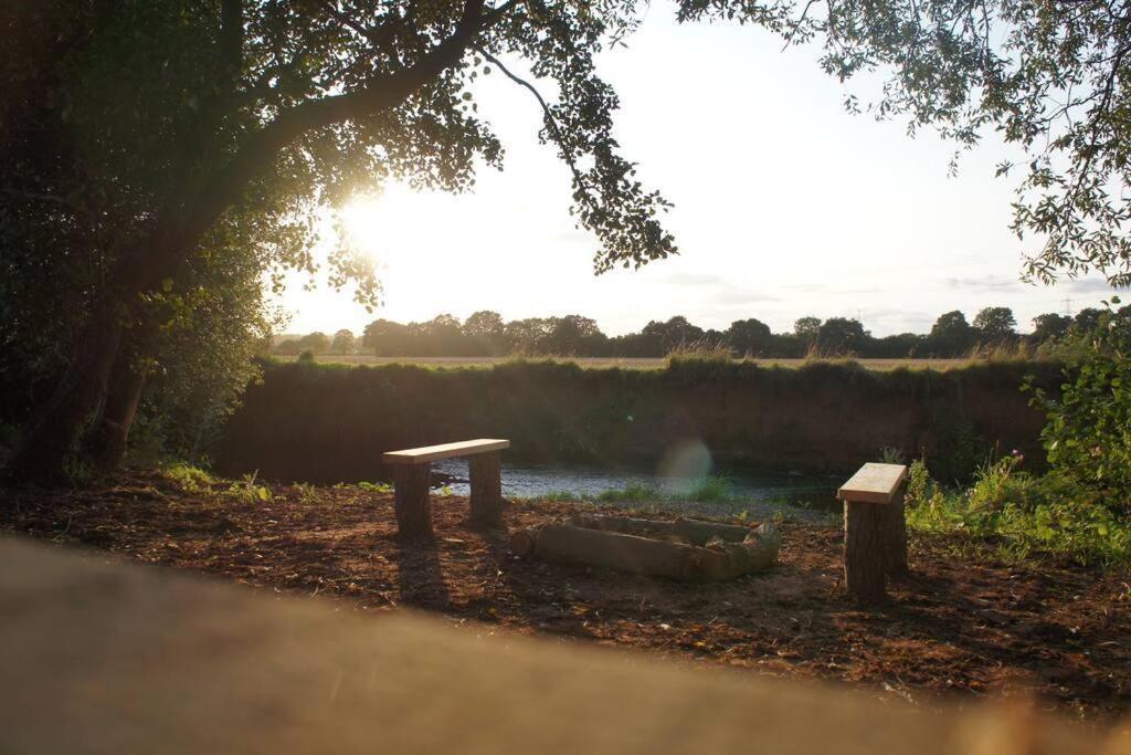 Riverside Retreat Daire Taunton Dış mekan fotoğraf